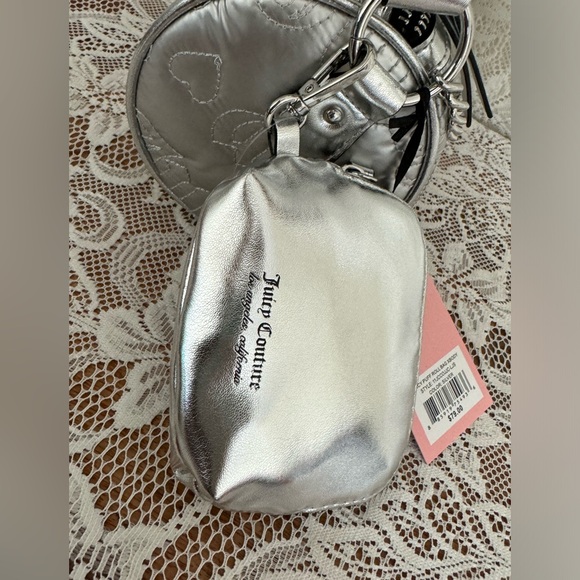🚩SOLD🚩Juicy Couture Puff Roll Crossbody Bag w/ Accessory Pouch (Silver) NWT - Picture 3 of 5